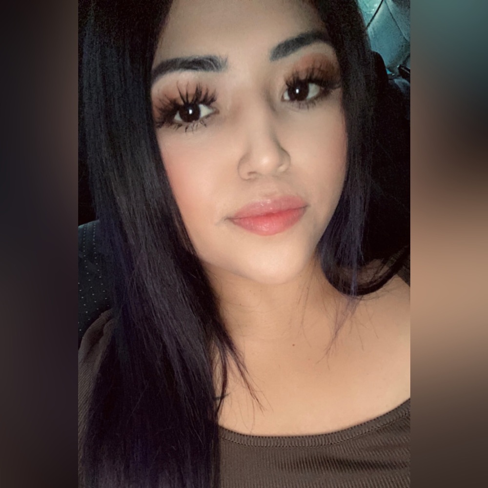 Meet your Posher, Karina